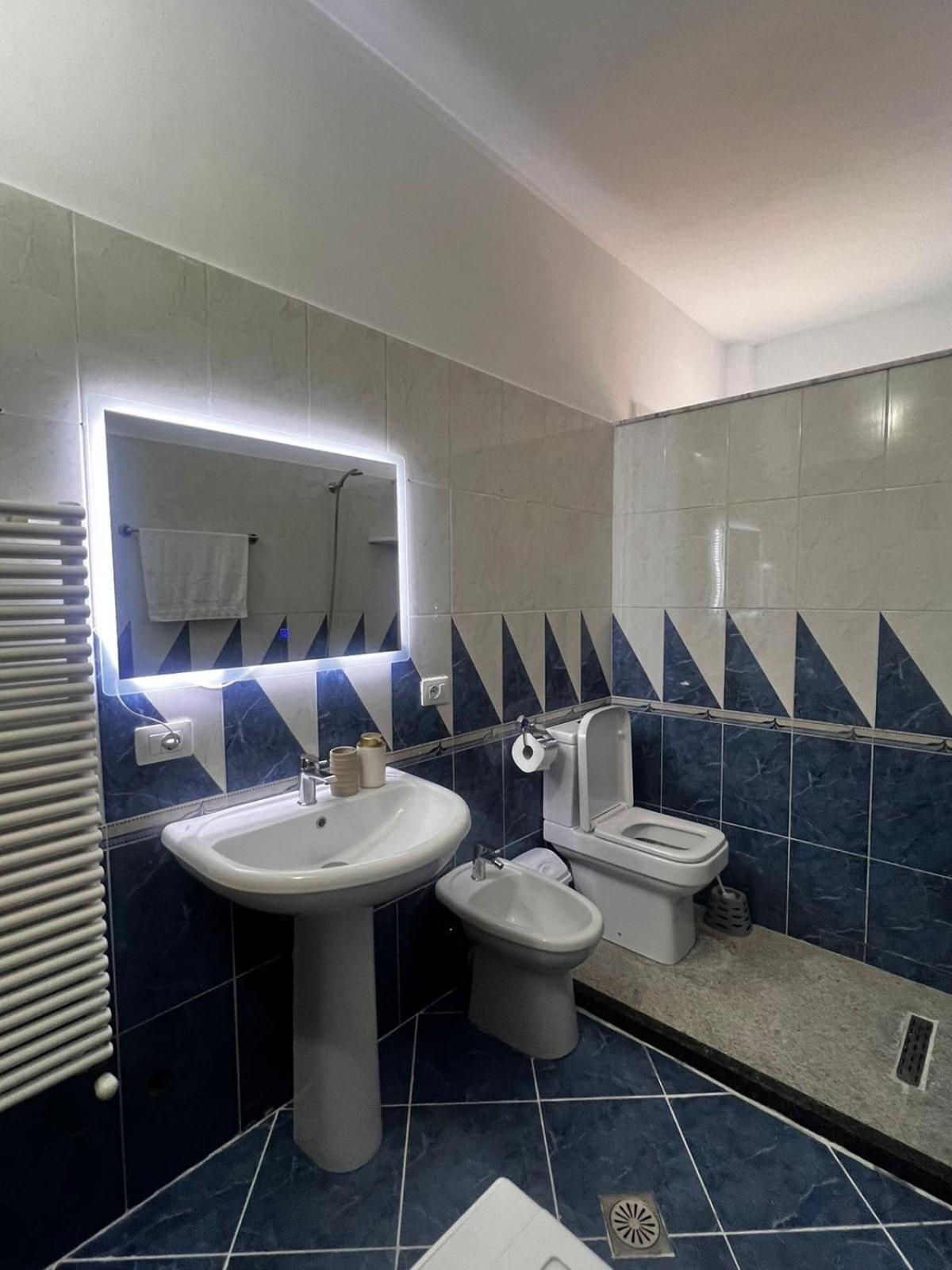 Lu Apartament Vlorë Exterior foto